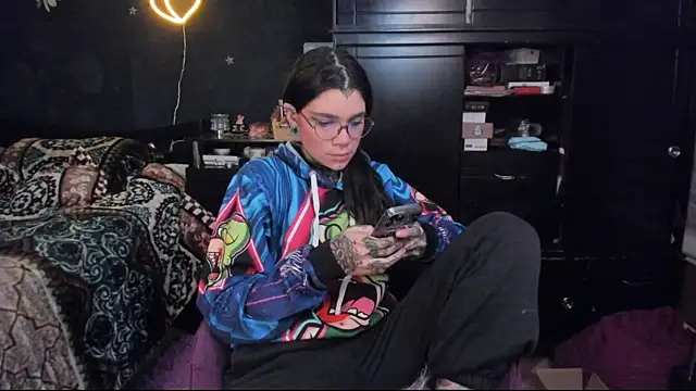 Snapshot of Lilmarieee chatting on March 13, 2025, 10:43 pm Lilmarieee online show from March 13, 2025, 10:43 pm