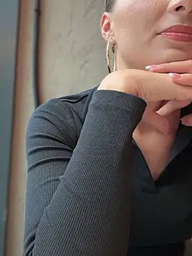 Snapshot of YOUR-KARINA chatting on October 29, 2025, 9:52 am YOUR-KARINA online show from October 29, 2025, 9:52 am