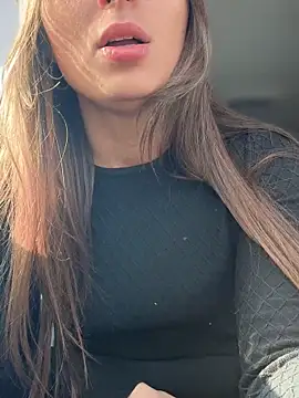 Snapshot of YOUR-KARINA chatting on March 2, 2025, 4:28 am YOUR-KARINA online show from March 2, 2025, 4:28 am