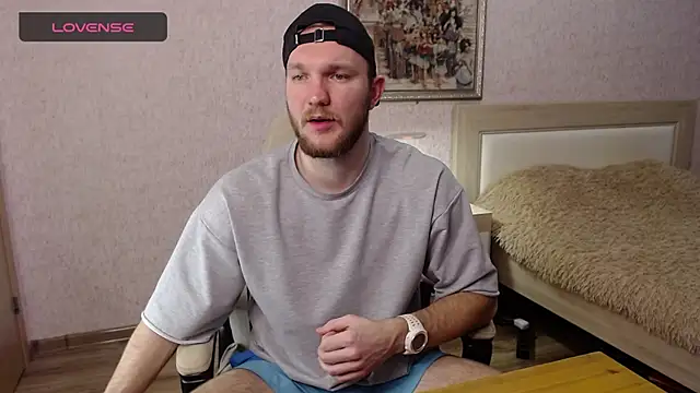 Toress1 online show from February 27, 2026, 5:24 pm