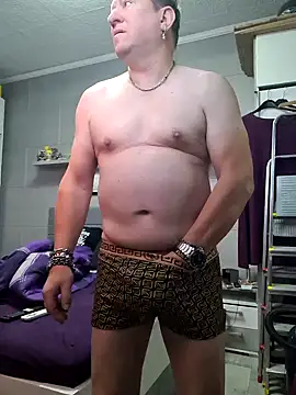 Snapshot of tomtom111111 chatting on December 31, 2024, 9:42 am tomtom111111 online show from December 31, 2024, 9:42 am