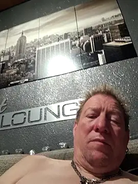 Snapshot of tomtom111111 chatting on October 2, 2025, 11:08 pm tomtom111111 online show from October 2, 2025, 11:08 pm