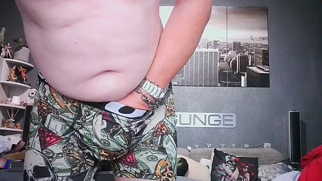 Snapshot of tomtom111111 chatting on October 7, 2025, 7:53 am tomtom111111 online show from October 7, 2025, 7:53 am