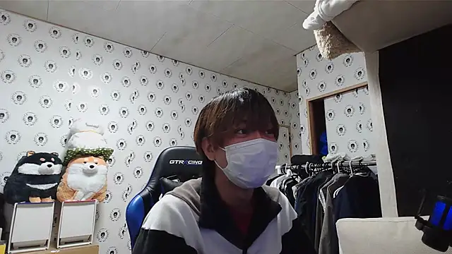 Snapshot of pychan chatting on March 20, 2025, 12:43 pm pychan online show from March 20, 2025, 12:43 pm