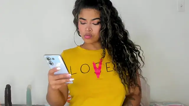 Snapshot of moana_taylor chatting on February 15, 2025, 6:55 pm moana taylor online show from February 15, 2025, 6:55 pm