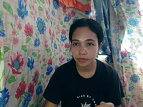 Snapshot of PinaySkinnyGirl chatting on February 7, 2026, 2:41 am PinaySkinnyGirl online show from February 7, 2026, 2:41 am