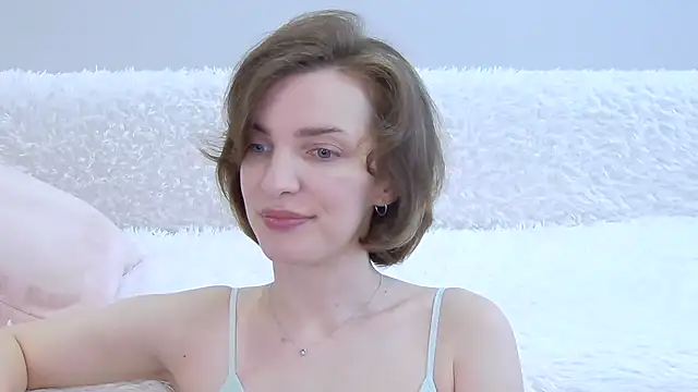 Beauty Alex online show from May 23, 2026, 2:32 am
