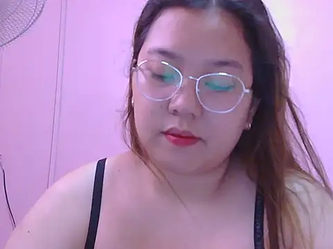 Boobsiemarie online show from July 2, 2026, 10:49 pm
