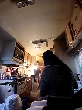 Snapshot of khloebanques chatting on February 8, 2026, 4:26 pm khloebanques online show from February 8, 2026, 4:26 pm