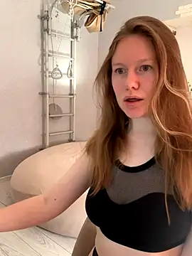 ConnieDaw online show from October 20, 2025, 8:15 am