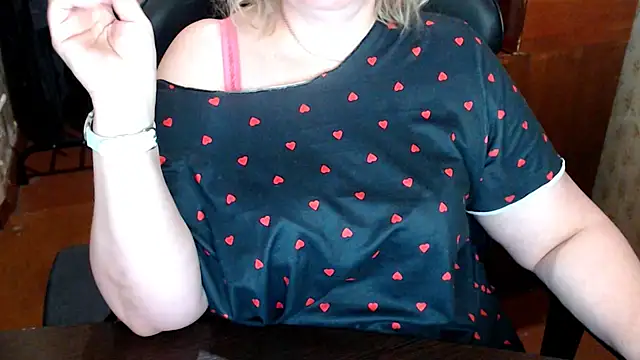 AlisaHot55 online show from July 22, 2026, 10:06 am