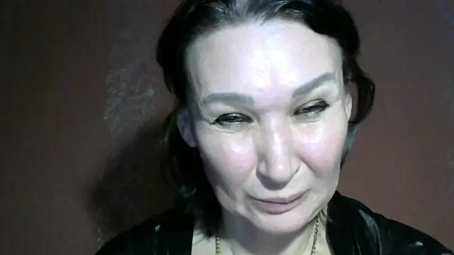 Snapshot of PrettyAndWild chatting on October 5, 2025, 4:20 pm PrettyAndWild online show from October 5, 2025, 4:20 pm