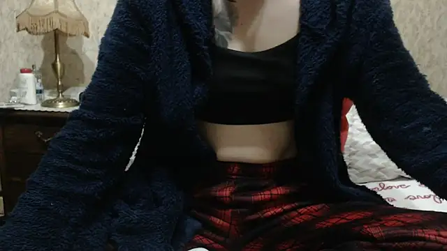 fabiolagg online show from March 28, 2026, 4:02 am