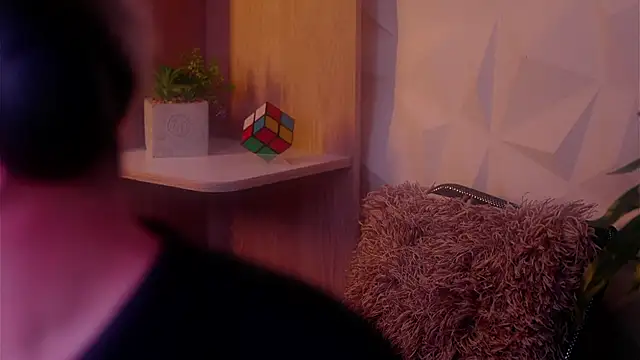 Snapshot of Sanders_White chatting on January 8, 2026, 5:13 am Sanders White online show from January 8, 2026, 5:13 am