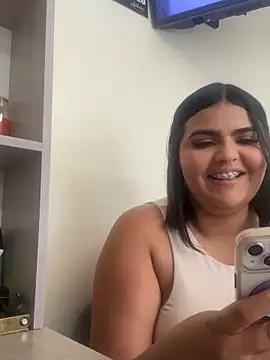 Lia sexx online show from April 17, 2026, 6:55 pm