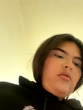 Snapshot of Lia_sexx chatting on December 19, 2025, 6:32 pm Lia sexx online show from December 19, 2025, 6:32 pm