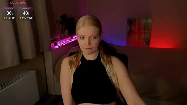 Snapshot of Ssweet_annie chatting on March 23, 2026, 4:51 pm Ssweet annie online show from March 23, 2026, 4:51 pm