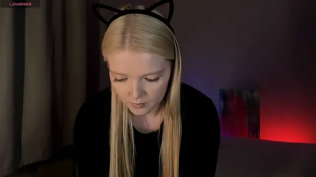 Snapshot of Ssweet_annie chatting on April 15, 2026, 7:58 pm Ssweet annie online show from April 15, 2026, 7:58 pm