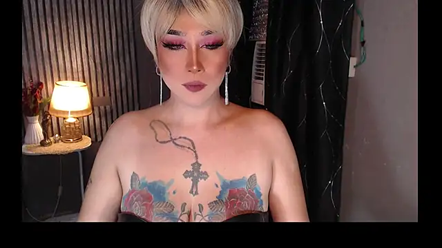 Transdomts4u online show from November 29, 2025, 3:01 pm