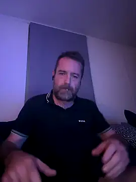 niceone888 online show from September 11, 2025, 10:43 pm