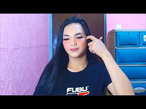 WONDERWOMAN2023 online show from December 1, 2025, 12:11 am