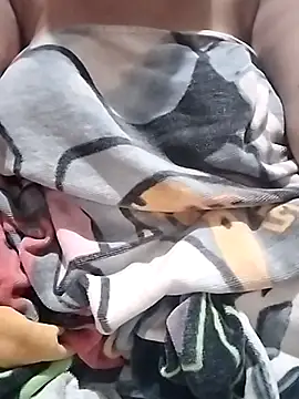 curvee Kyra online show from January 15, 2026, 12:08 pm