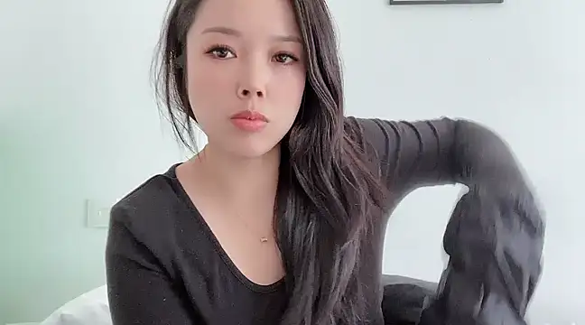 kk lele online show from February 14, 2025, 3:11 am