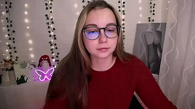 SweetPrincess  online show from October 20, 2025, 5:42 am