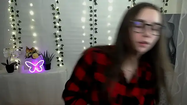 SweetPrincess  online show from March 14, 2025, 9:57 am