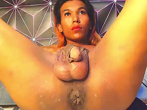DirtyJudi online show from June 4, 2026, 11:26 am