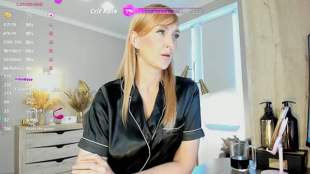 HotyPlays online show from June 26, 2026, 1:17 pm