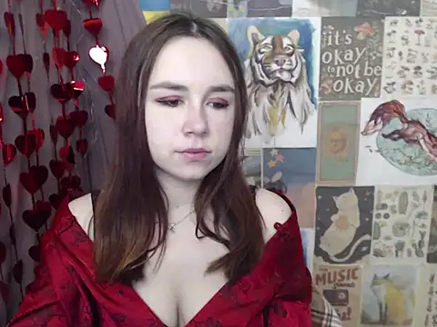 Snapshot of VeryVeryVeryShy_ chatting on February 6, 2026, 6:42 am VeryVeryVeryShy online show from February 6, 2026, 6:42 am