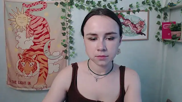 VeryVeryVeryShy  online show from July 25, 2026, 5:37 am