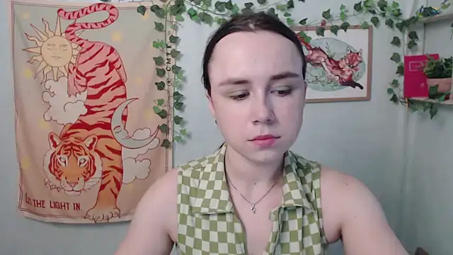 VeryVeryVeryShy  online show from July 28, 2026, 5:48 am
