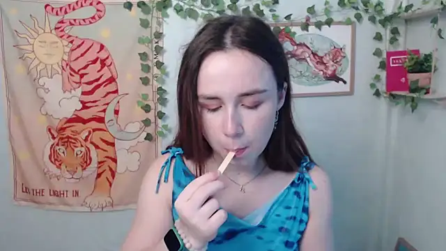 VeryVeryVeryShy  online show from July 17, 2026, 5:48 am
