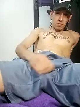 Alex012501 online show from January 4, 2025, 12:37 am