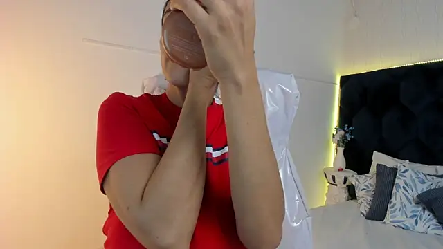 lauren fit online show from January 9, 2026, 6:59 pm