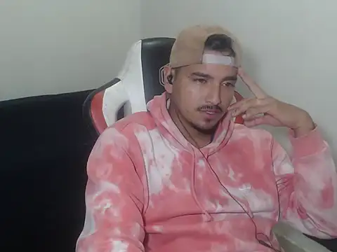 kylian 07 online show from April 18, 2026, 4:04 am