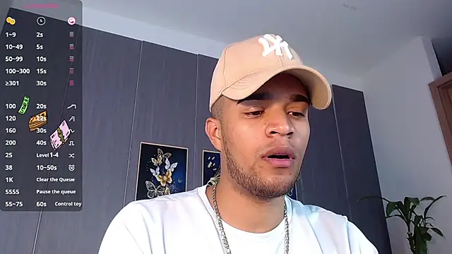 Snapshot of Bigcock_21cm_ chatting on March 20, 2025, 8:08 pm Bigcock 21cm online show from March 20, 2025, 8:08 pm