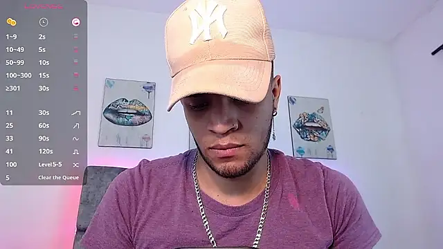 Snapshot of Bigcock_21cm_ chatting on December 5, 2024, 8:17 pm Bigcock 21cm online show from December 5, 2024, 8:17 pm