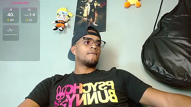 Snapshot of Bigcock_21cm_ chatting on October 15, 2025, 6:27 pm Bigcock 21cm online show from October 15, 2025, 6:27 pm