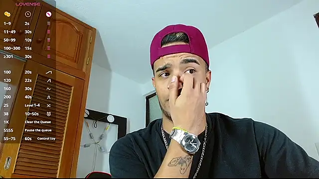 Snapshot of Bigcock_21cm_ chatting on February 22, 2025, 10:09 pm Bigcock 21cm online show from February 22, 2025, 10:09 pm