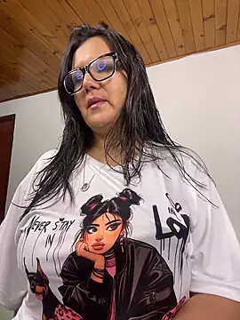 SWEETLILY18 online show from July 28, 2026, 12:48 pm