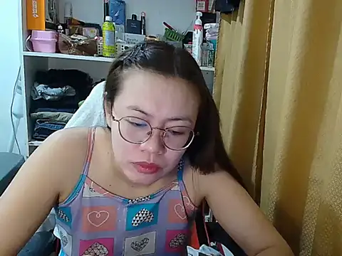 crizzybel online show from December 22, 2025, 8:03 am