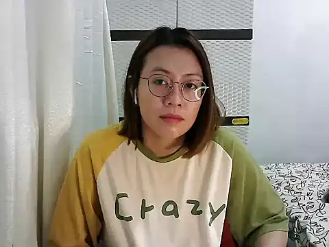 Snapshot of crizzybel chatting on March 12, 2025, 8:08 am crizzybel online show from March 12, 2025, 8:08 am
