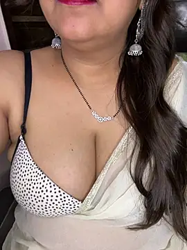 Snapshot of Zoya_Varma004 chatting on March 27, 2026, 10:49 am Zoya Varma004 online show from March 27, 2026, 10:49 am