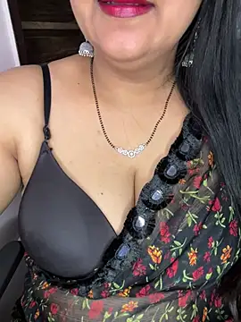 Snapshot of Zoya_Varma004 chatting on March 21, 2026, 6:36 am Zoya Varma004 online show from March 21, 2026, 6:36 am