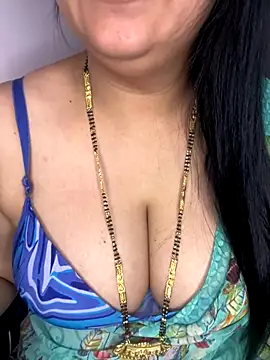 Zoya Varma004 online show from October 8, 2025, 6:04 am