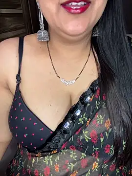 Snapshot of Zoya_Varma004 chatting on March 17, 2026, 6:05 am Zoya Varma004 online show from March 17, 2026, 6:05 am