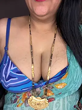 Zoya Varma004 online show from September 17, 2025, 5:20 am